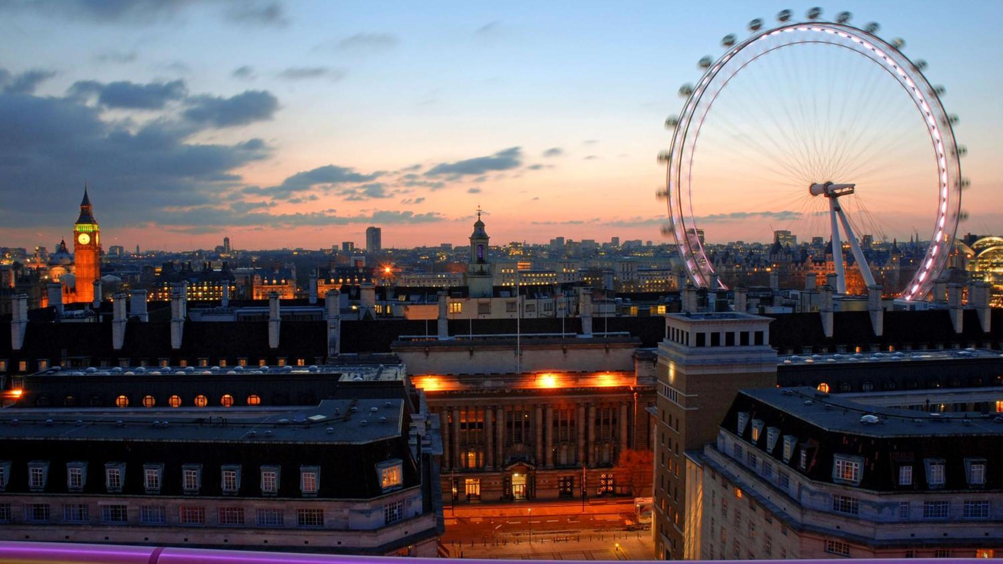 Park Plaza County Hall Hotel Londra