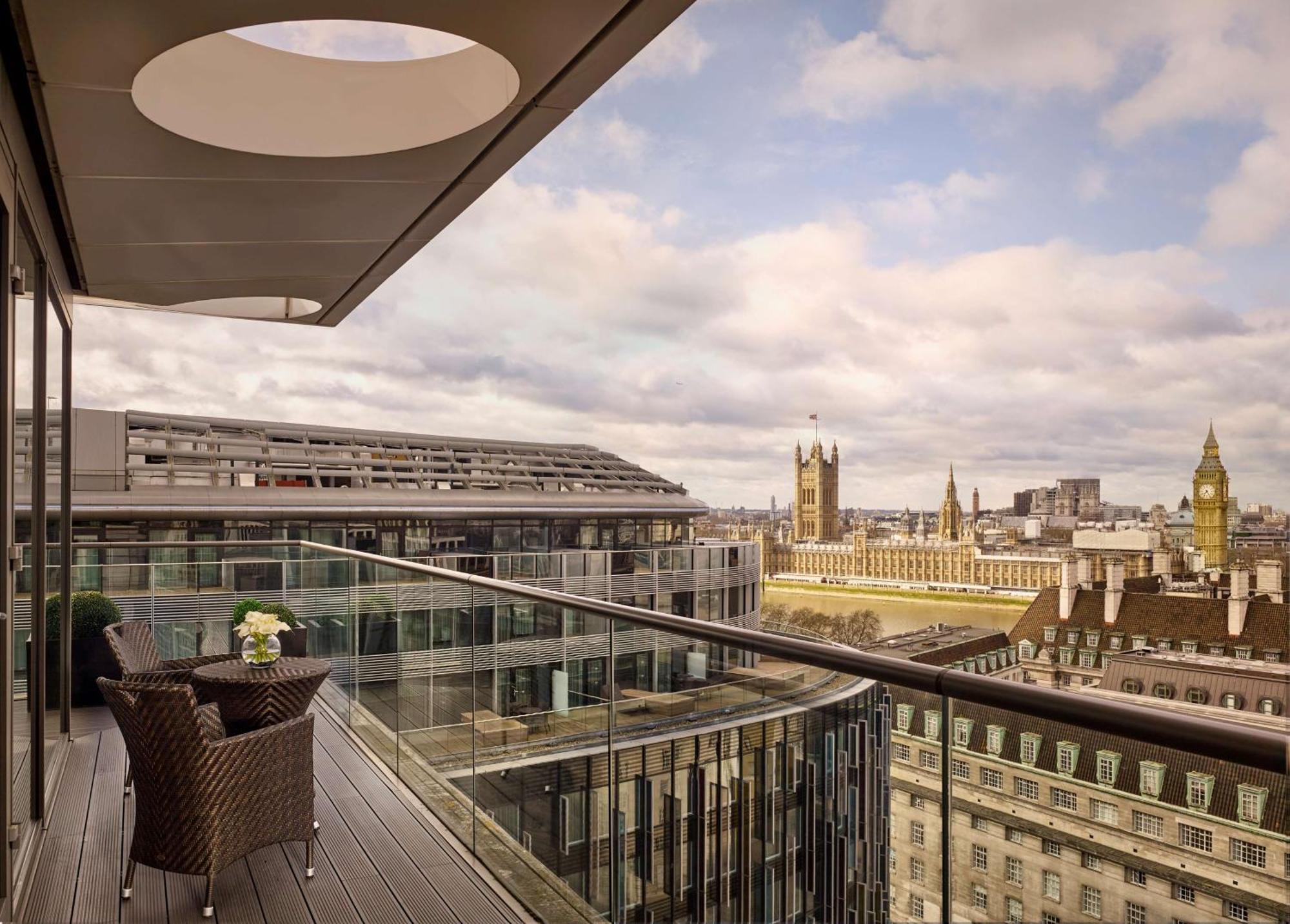 Park Plaza County Hall Londra